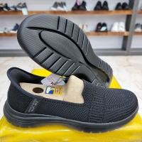 اسکچرز زنانه هندزفری مدل Skechers Slip-ins 138181-BBK 