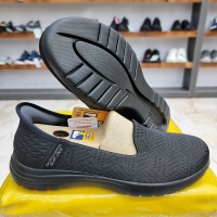 اسکچرز زنانه هندزفری مدل Skechers Slip-ins 138182-BBK 